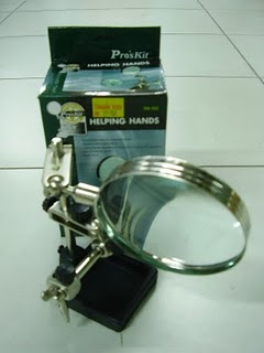 S12 - PRO'SKIT MAGNIFYING GLASS HELPING HAND